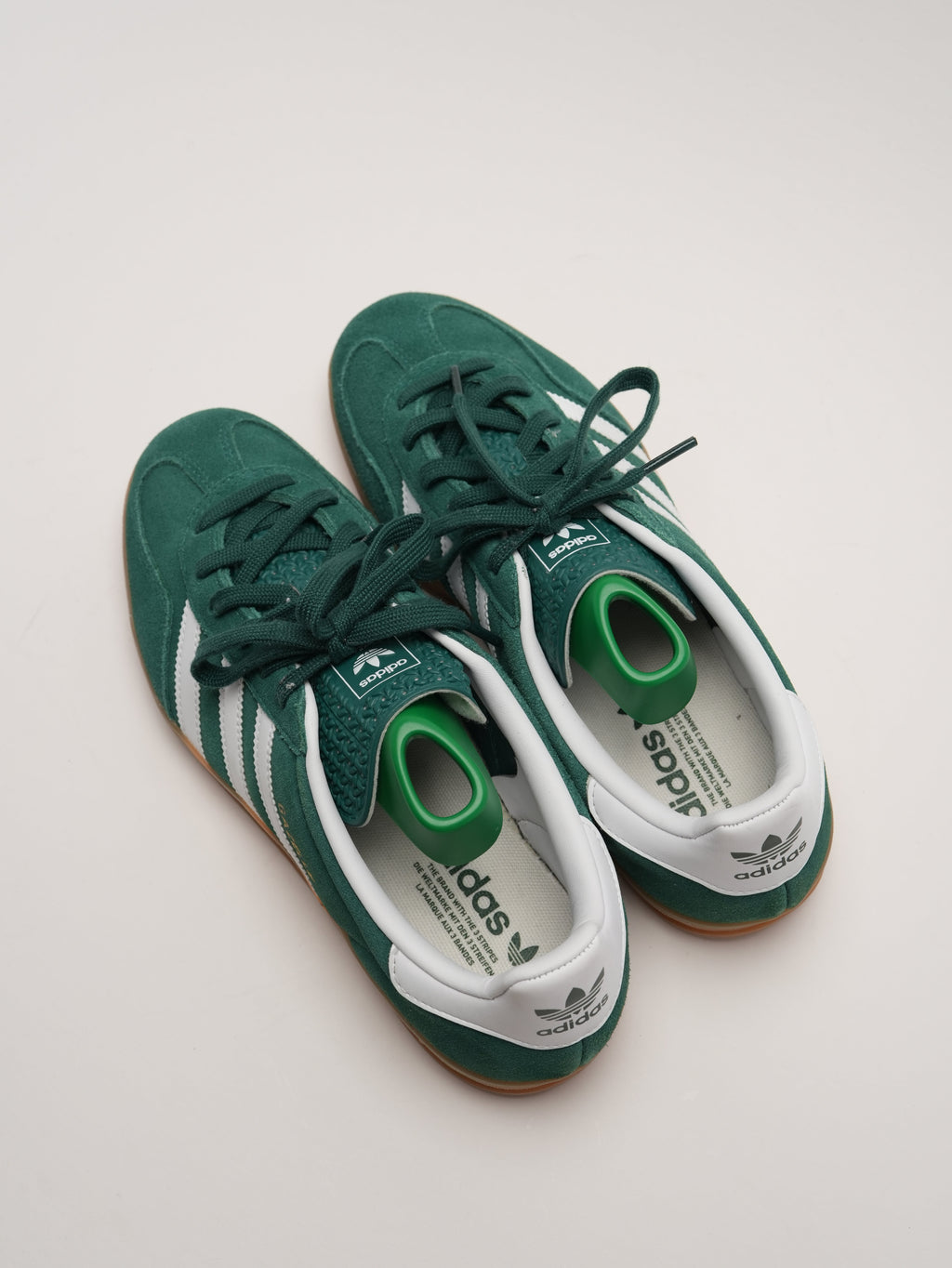Fresh Flow Shoe Trees for Sneakers, Dress Shoes and Boots