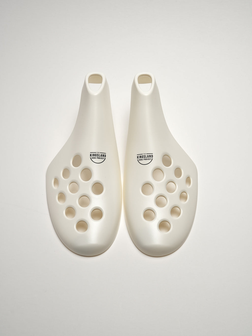 Fresh Flow Shoe Trees for Sneakers, Dress Shoes and Boots