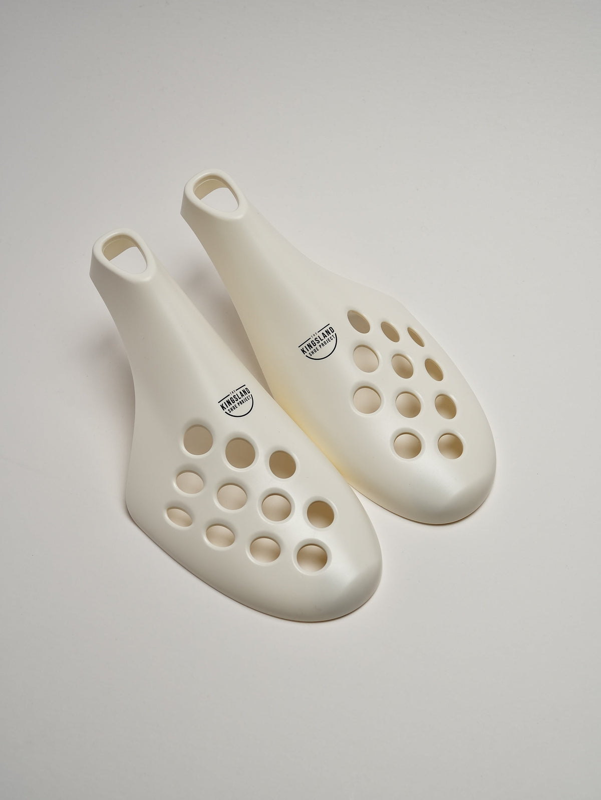 Fresh Flow Shoe Trees for Sneakers, Dress Shoes and Boots